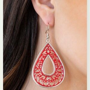 Paparazzi Drop Anchor Red Earrings.

NWT